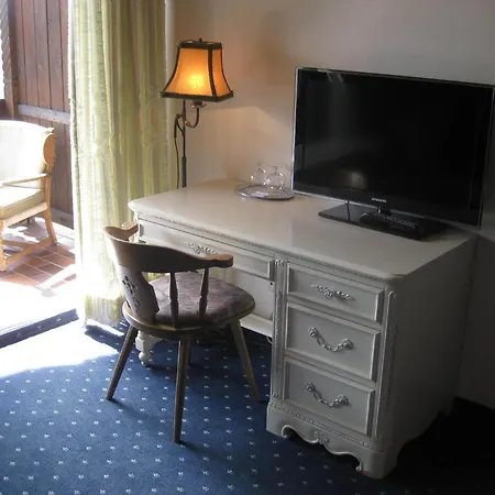 Panoramahotel Karwendelhof 3*