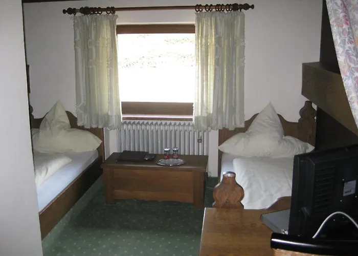 Panoramahotel Karwendelhof Otel 3*