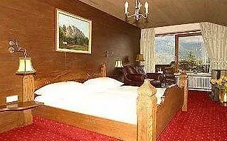 Panoramahotel Karwendelhof Otel 3*